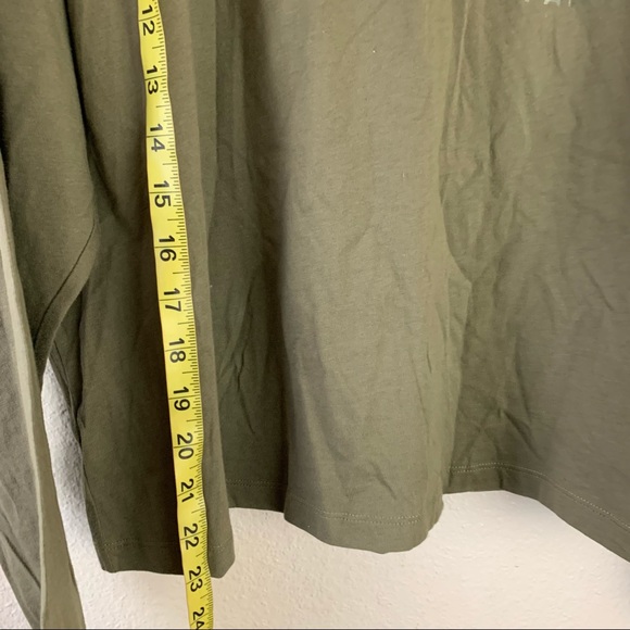 Columbia graphic cropped long sleeves sweatshirt women’s Size 1X - Picture 3 of 6